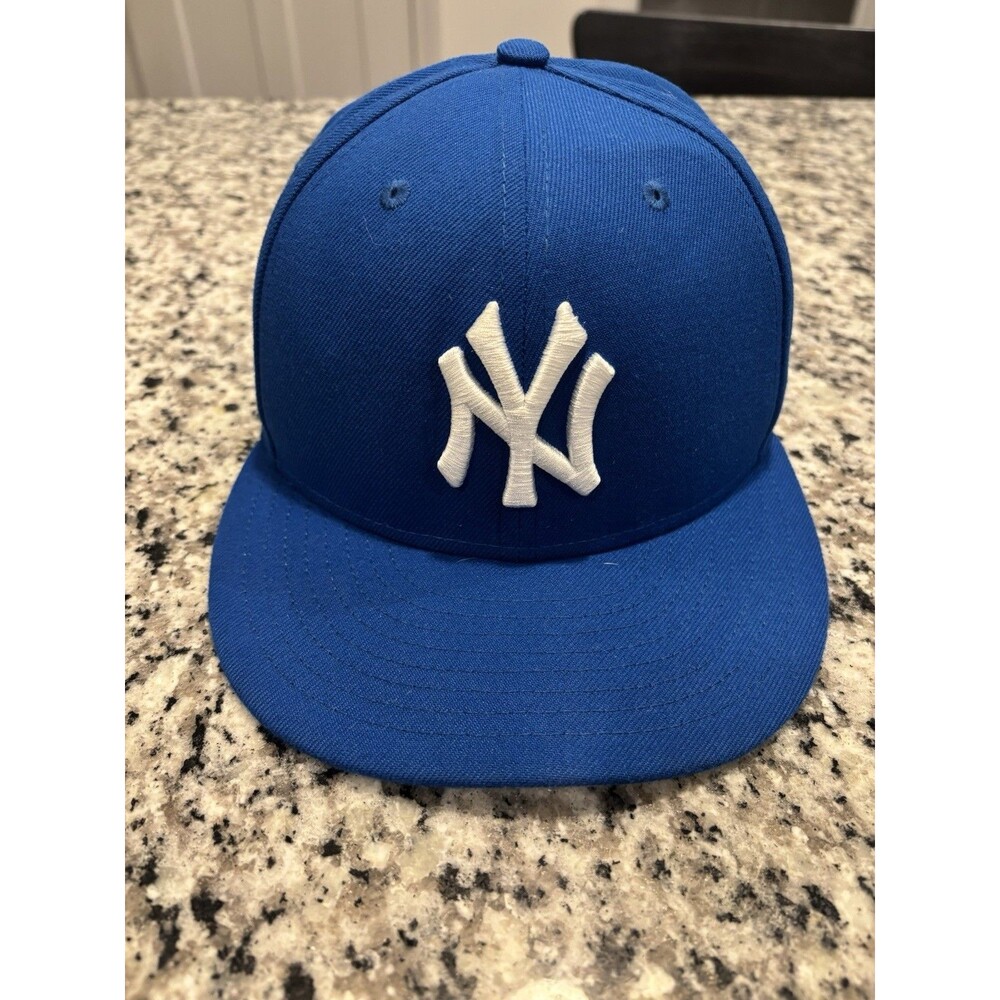 New Era 59FIFTY New York Yankees MLB Blue White Fitted Cap Hat Size 7 1/4